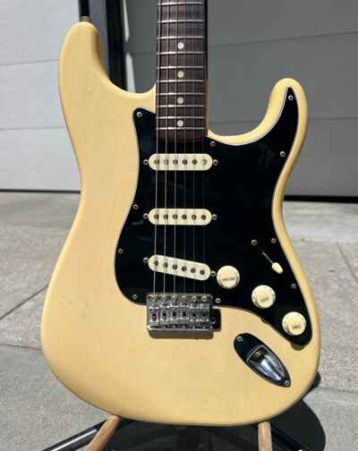 1976 Fender Stratocaster See Through Blonde Over Ash Vintage Guitar