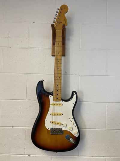 Rare 1985 Fender ST - 67 Stratocaster 3 Tone Sunburst Made in Japan