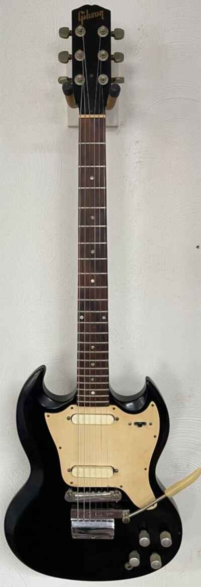 Gibson Melody Maker D Electric Guitar Vintage 1967 Black 2 Pickup Model Vibrola