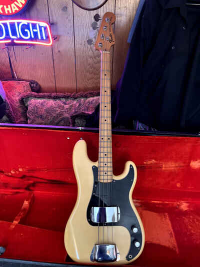 1975 fender precision bass guitar