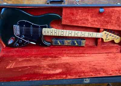 1976 Fender Black Stratocaster Rare Maple Neck from SRVa Engineer EXC