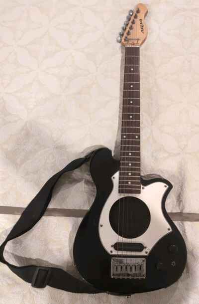Aria AMG10 Travel Electric Guitar Built In Amp / Speaker WORKING
