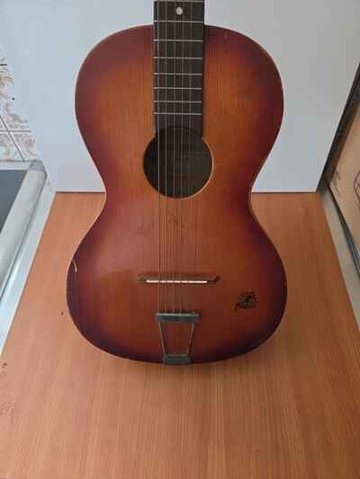Framus Akustikgitarre Bavarian Made Mit Ledertasche
