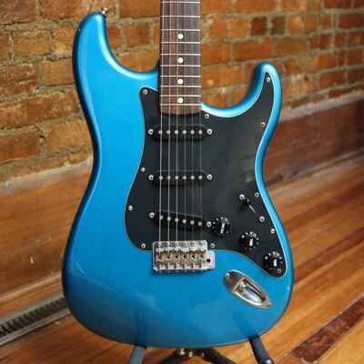 Fender Stratocaster Made in Japan 1984-1987 - Metallic Blue