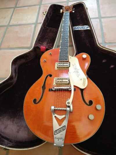 1960 Gretsch 6120 Chet Atkins Vintage Hollow Body Guitar.
