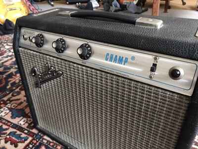 Fender Champ Vintage Silverface 1972 valve amplifier