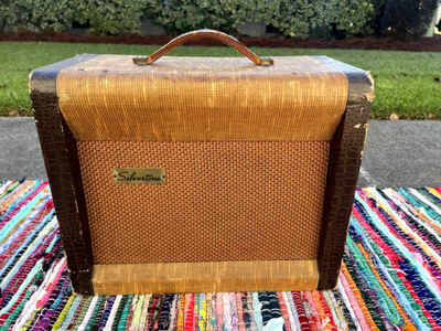 Vintage Silvertone 1331 Guitar Tube Combo Amp Amplifier