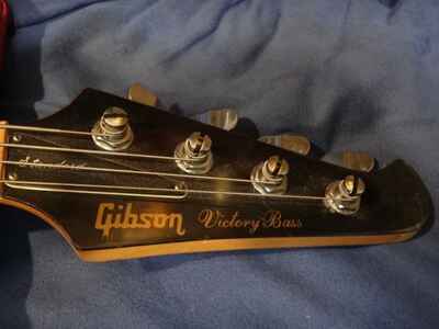 GIBSON VICTORY STANDARD BASS GUITAR - RARE