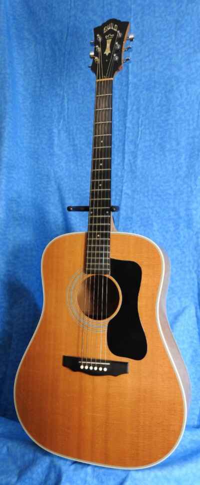 Guild D-46, 1985 Ash body w / OHSC
