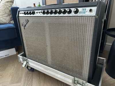 Fender Twin Reverb 1975 100w 2x12??