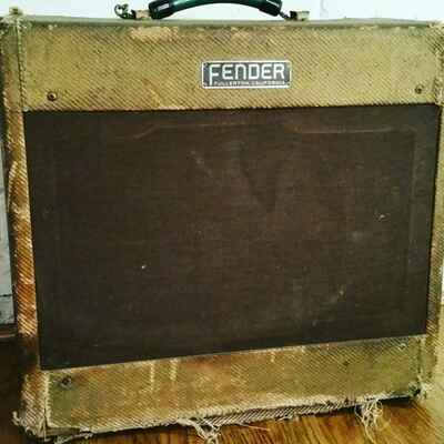 Vintage 1954 Fender Tweed Deluxe Guitar Amplifier    5D3  Wide Panel