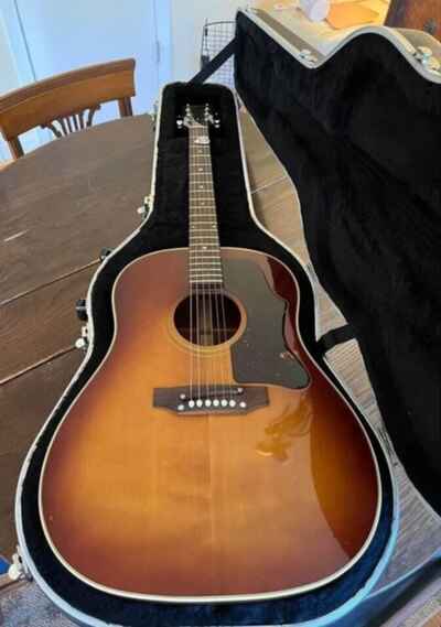 Guitar Original 1967 Gibson J-45 ADJ Adustable Acoustic Guitar w /  Hard Case EUC