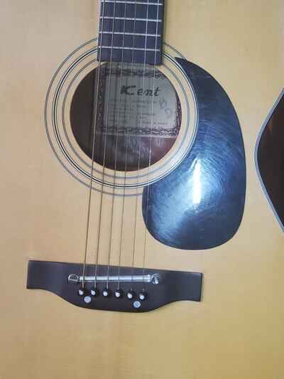 1981 KENT Acoustic Guitar