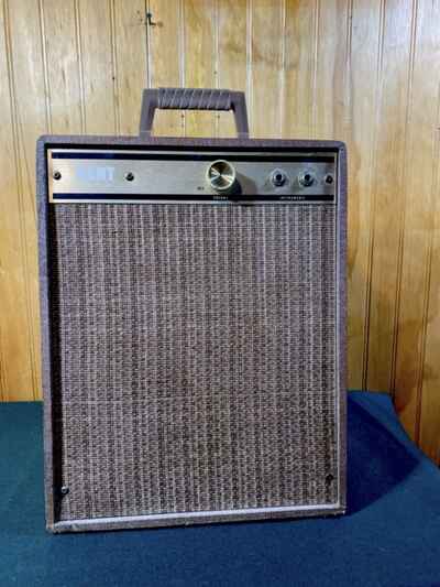VINTAGE AMP Early 1960