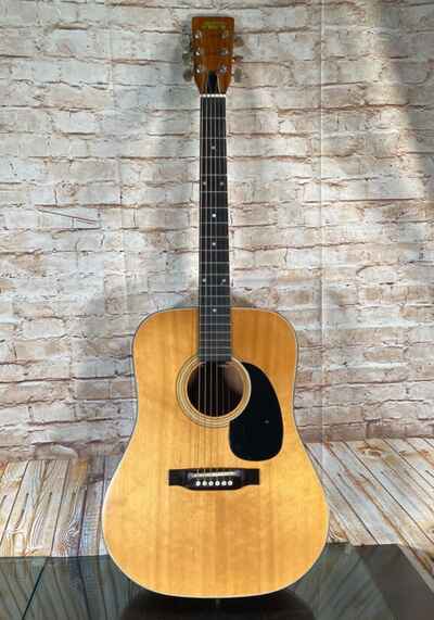 Vintage Guitars for Sale: 1970