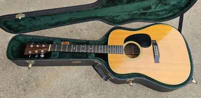 Vintage 1969 Martin D-28 Acoustic Guitar w / HSC!