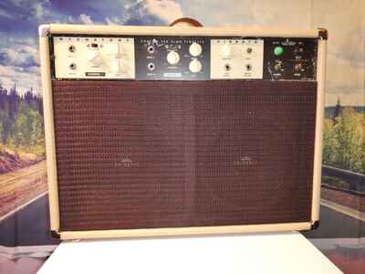 Magnatone Tube Guitar Amp Custom 260 2x10 Vibrato 6L6 Outputs 1960