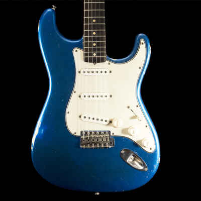 Fender 1964 Stratocaster (Lake Placid Blue Refin)