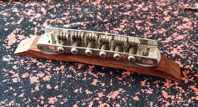 60s Teisco, Univox, Epiphone, others Archtop adjustable bridge