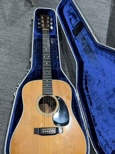 Martin D-28 1975 acoustic guitar