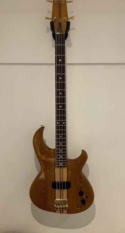 Aria Pro 2 Bass Guitar 1981 Walnut / Maple Through Neck Design