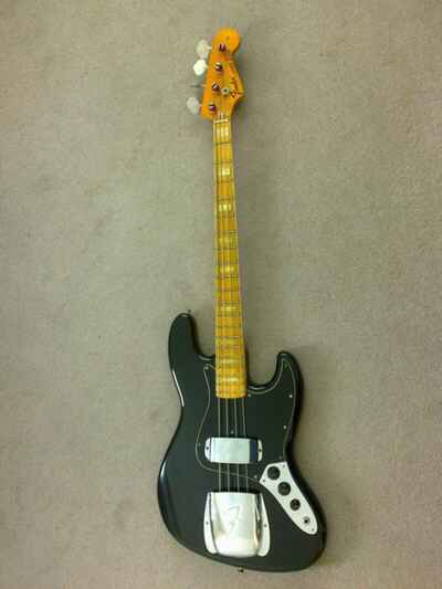 1975 USA Fender Jazz Bass Guitar