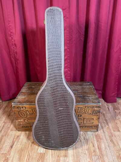 1950s-1960s Gibson LG1 / LG2 / LG0 Brown Alligator Acoustic Guitar Case