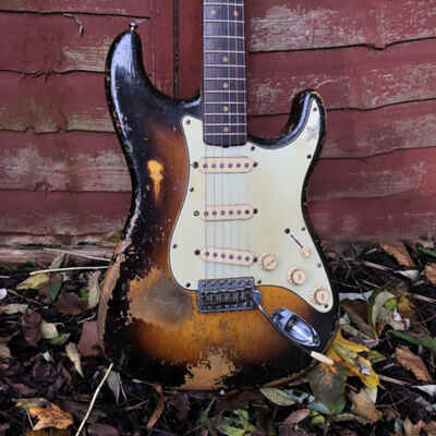 Fender Stratocaster EX THE SWINGING BLUE JEANS BRITISH BEAT BAND 1960 - Sunburst
