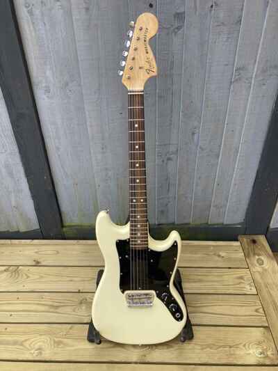 1978 Fender Musicmaster, Olympic White 6 String Guitar In Great Condition