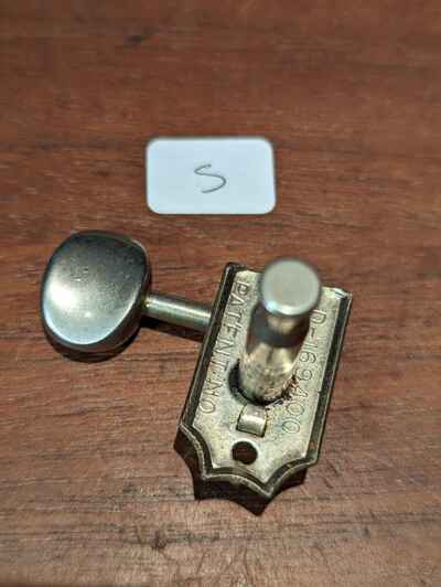 Fender Stratocaster vintage modified Kluson Deluxe tuner