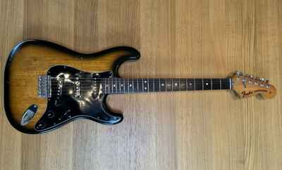 fender stratocaster 1975 Hard tail