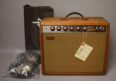 1982 Fender Super Champ Pro Series Wood Cabinet European Version w / Cover