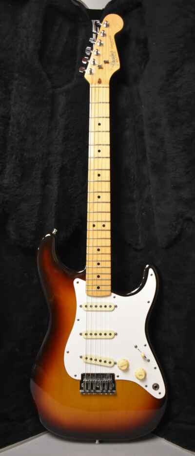 1983 Fender USA Standard Stratocaster Dan Smith-Era Hardtail Sunburst w / OHSC