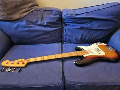 1981 USA Fender Precision Bass - Collect £950