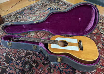 1963 Gibson F-25 Folk Singer Acoustic Guitar in excellent condition with orignal