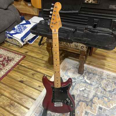Fender Lead II Vintage Guitar Original Case (1979-1981)