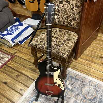 Vintage Silvertone Stratotone 59-65 Guitar