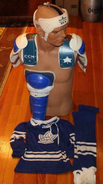 Vintage 1950s Toronto Maple Leafs Child Hockey Uniform Sweater Shin Pads Socks!