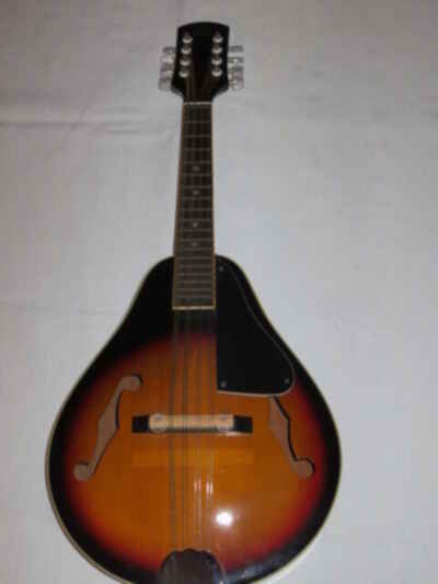 Hondo Mandolin - Sunburst Finish