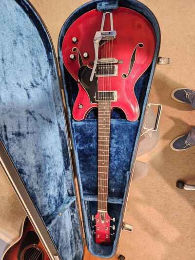 1968 Yamaha Electric Hollow Body Guitar