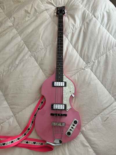 Hofner Pink Violin Bass - W /  Hard Case