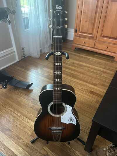 Stella Harmony H930 - made in USA 1969? Parlor Acoustic Guitar