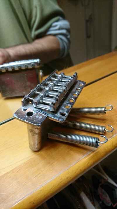 S T.C. vintage anni 70 1974 Japan Greco stratocaster tremolo ponte + molle + coperchio