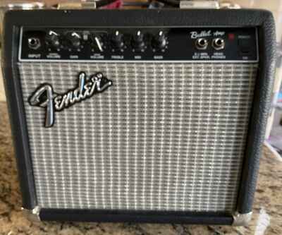Vintage Fender Bullet Reverb Type PR-241 Guitar Amp 38W Electric Black
