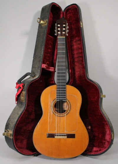 1975 Hiroshi Tamura P40 Handmade Classical Guitar Signed By Tamura w / OHSC