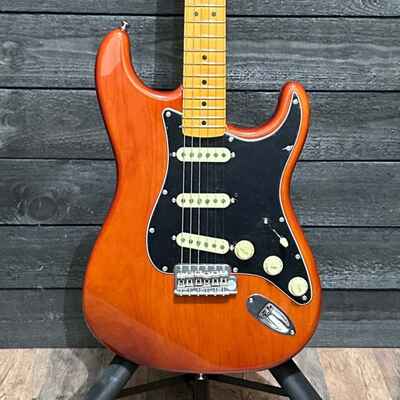 Fender American Vintage II 1973 Stratocaster Electric Guitar - Mocha
