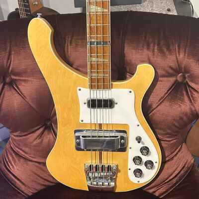 Rickenbacker 1975 4001 Mapleglo Vintage Electric Bass w /  Case (Pre-Owned)