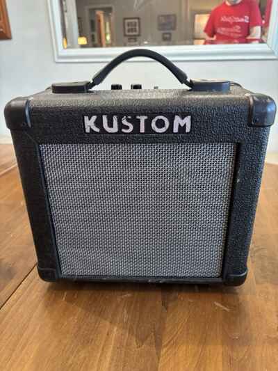 Kustom Model KGA10 Practice Guitar Amplifier - Tested & Works! 10 Watts Vintage