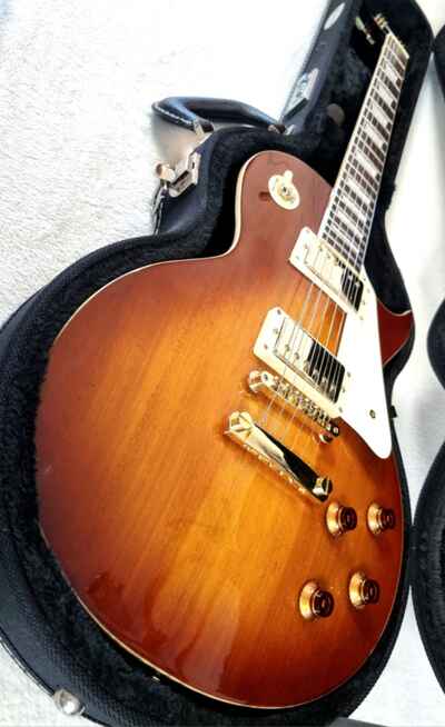 JHS Vintage V100 Electric Guitar & Deluxe  Hard Case