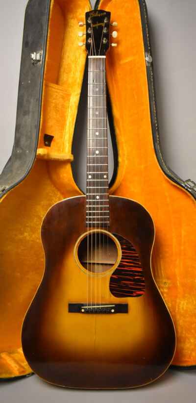 c. 1942 Gibson J-50 Jumbo Acoustic Banner Logo Refinished Sunburst w / HSC